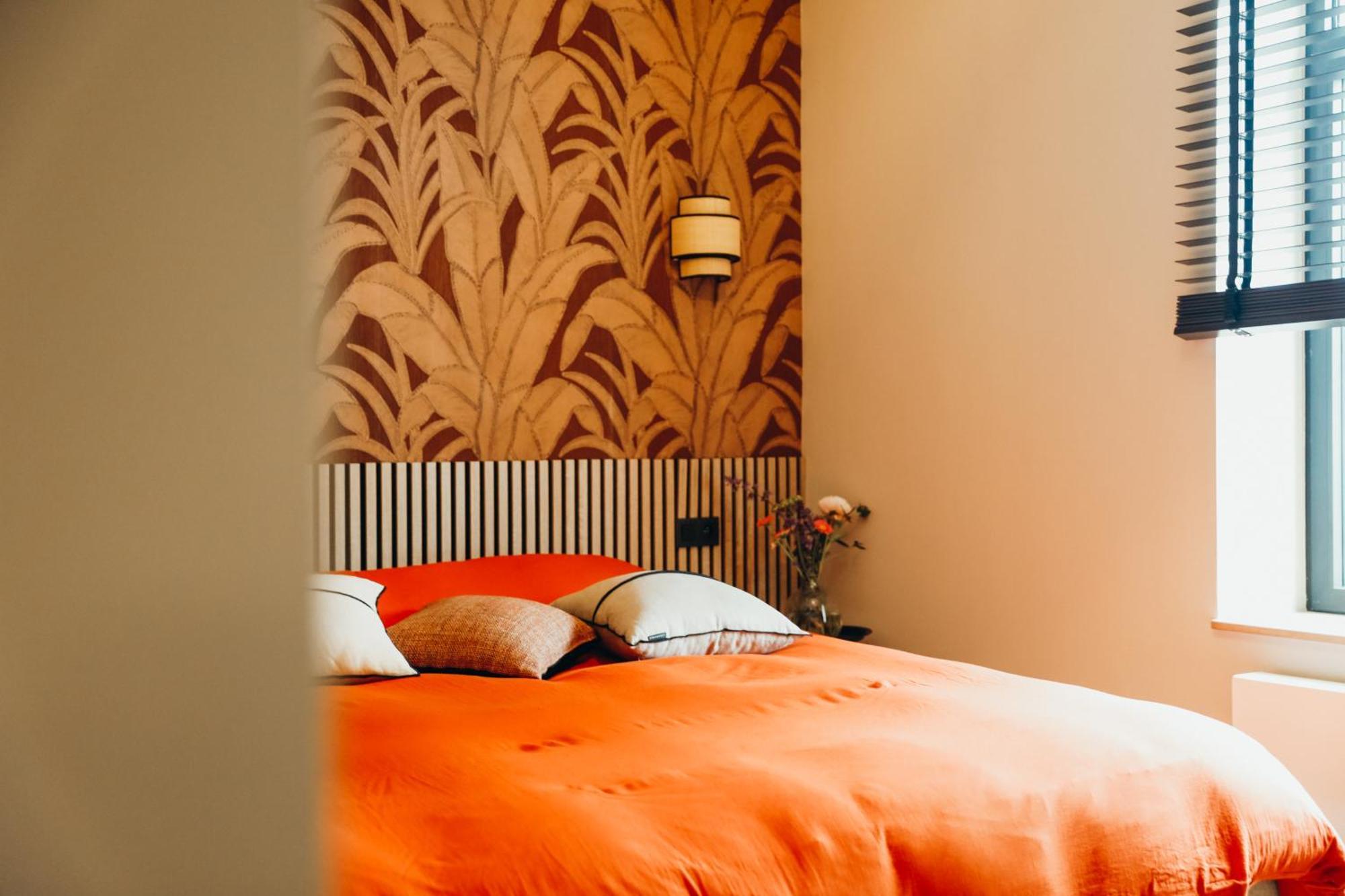 Bed and Breakfast Madame Crepin Rochefort Exterior foto