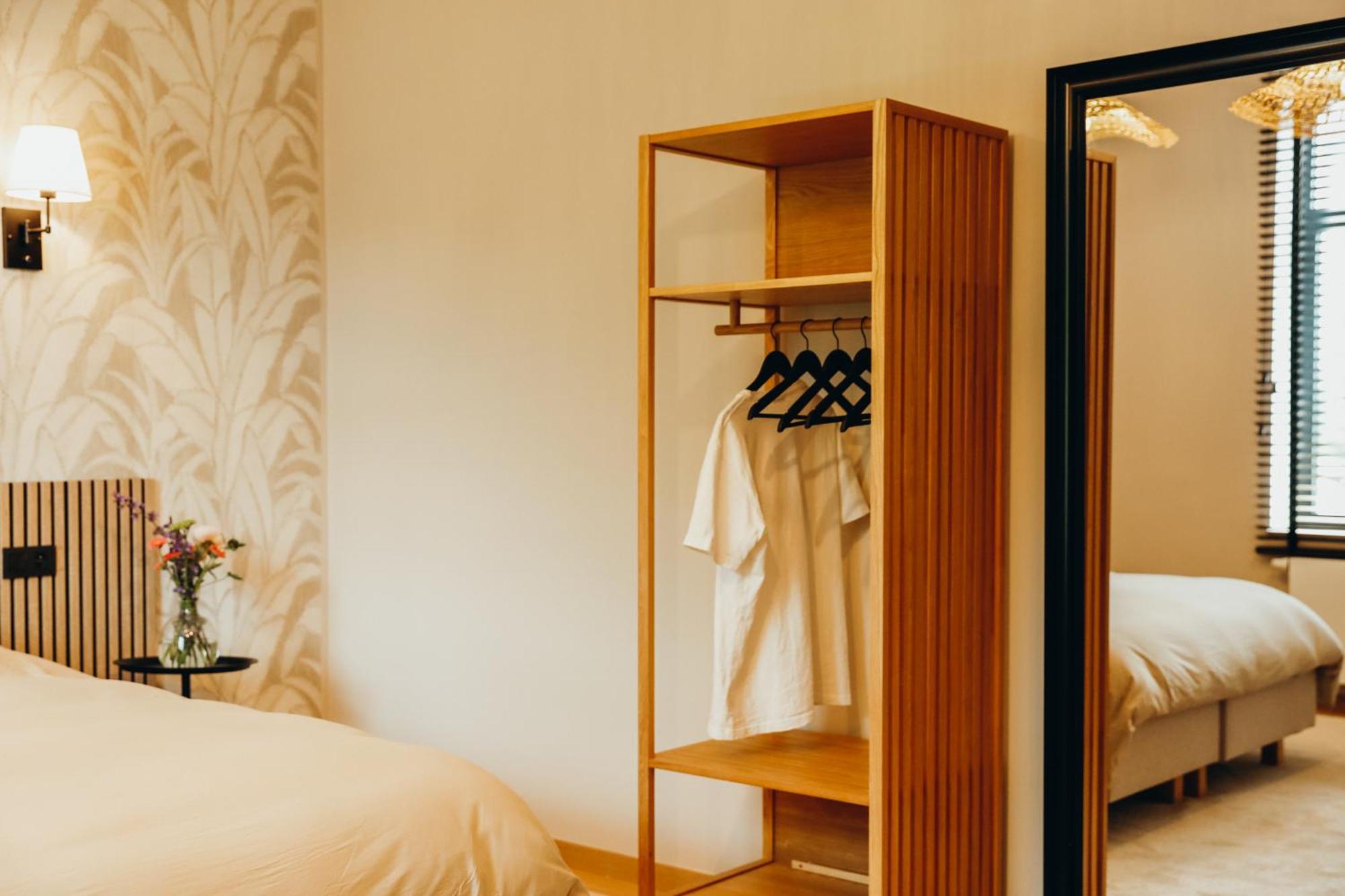 Bed and Breakfast Madame Crepin Rochefort Exterior foto