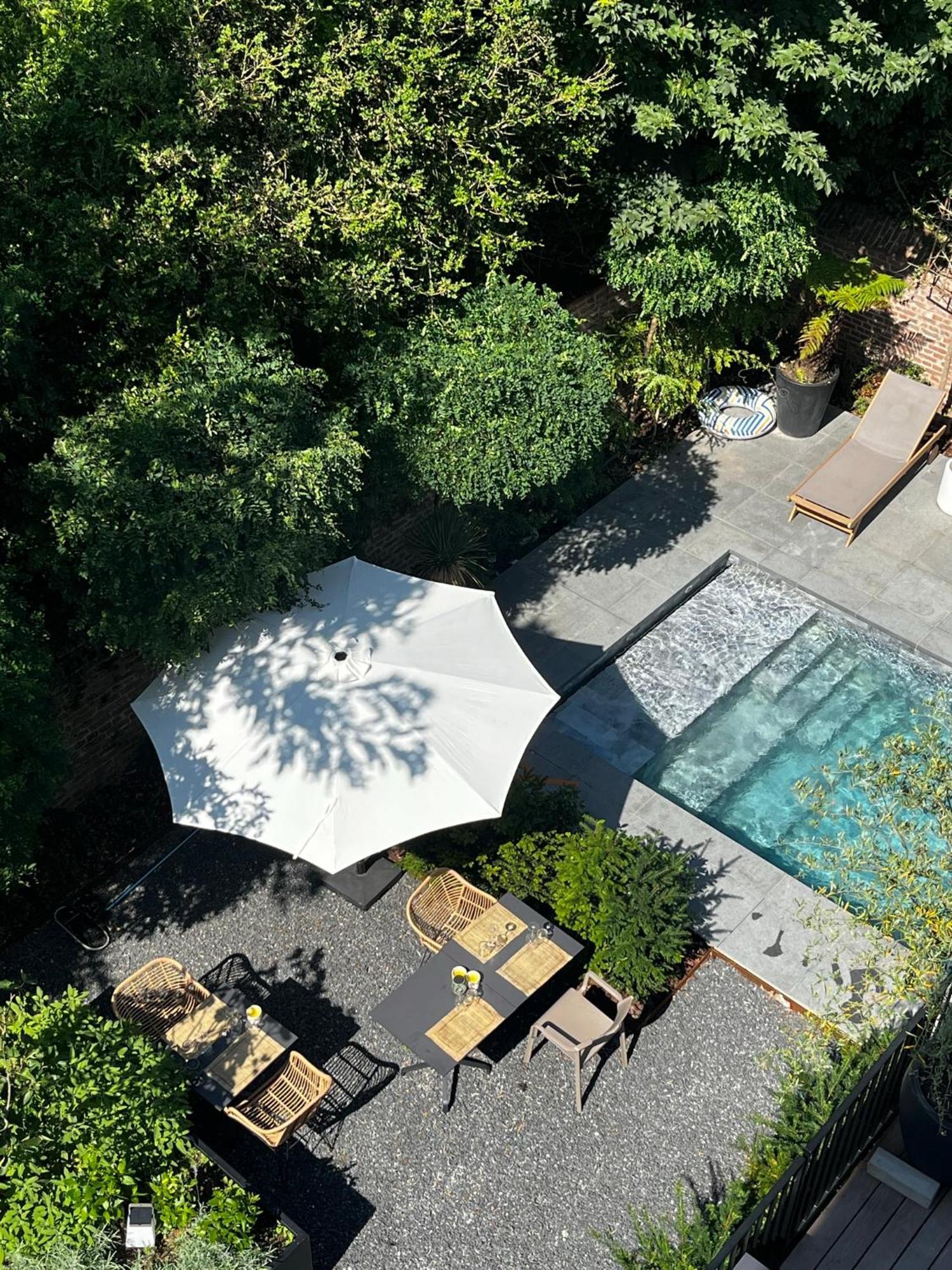 Bed and Breakfast Madame Crepin Rochefort Exterior foto